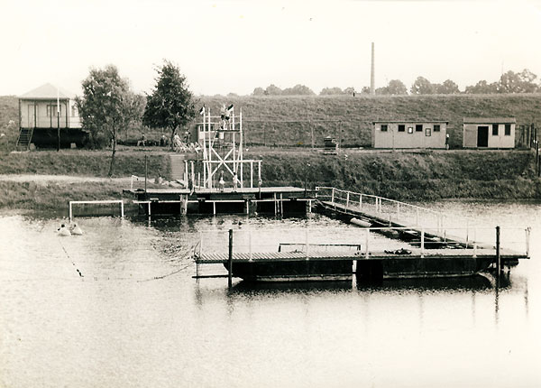 Badeanstalt im Frohnweiher - Aufnahme etwa 1957